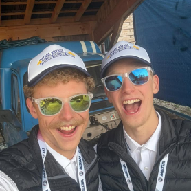 Nous sommes fiers de soutenir Victor, ing&eacute;nieur apr&egrave;s-vente, en alternance au sein de Aixam, qui participera avec son fr&egrave;re au 4L Trophy 2026 🚙